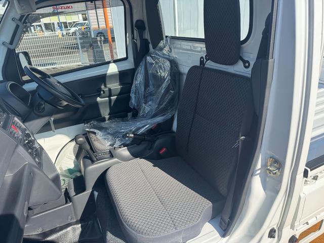キャリイトラックKX令和7年式 CDチューナー マニュアルエアコン(福岡県)の中古車