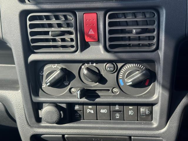 キャリイトラックKX令和7年式 CDチューナー マニュアルエアコン(福岡県)の中古車