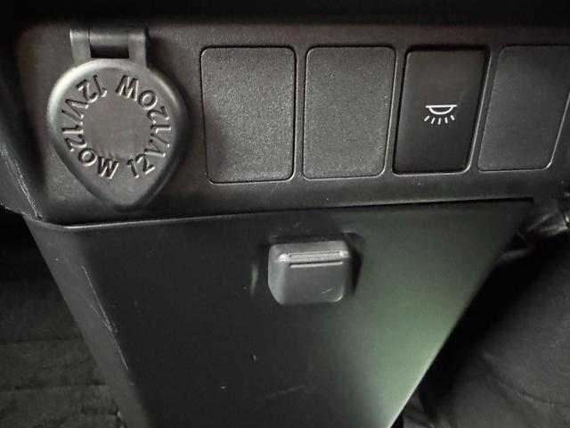 トールカスタムG ターボレイア3年式 衝突低減ブレーキ 純正フルセグナビ Bカメラ Bluetooth ナビ連動前後方ドラレコ(福岡県)の中古車