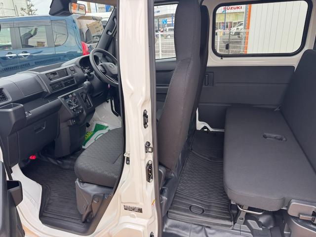 ハイゼットカーゴＤＸ弊社デモカーＵＰ車　衝突低減ブレーキ（福岡県）の中古車