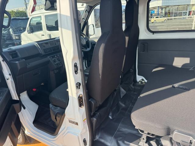 ハイゼットカーゴＤＸ令和６年式　弊社デモカーＵＰ車　衝突低減ブレーキ（福岡県）の中古車