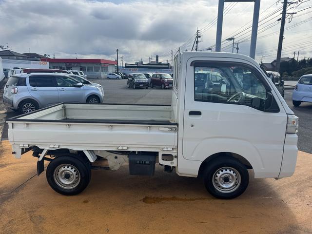 ハイゼットトラックスタンダード４ＷＤ　５ＭＴ　マニュアル車　１ｄｉｎラジオ（福岡県）の中古車