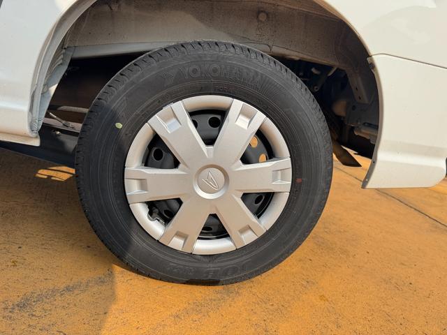 ハイゼットカーゴデッキバンＧ弊社デモカーＵＰ車　新車保証継承付　オーディオレス　プッシュボタンスタート（福岡県）の中古車