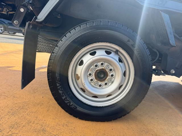 ハイゼットトラックジャンボエクストラ社外フルセグナビ　　２ＷＤ　５ＭＴ　マニュアル車　プッシュボタンスタート（福岡県）の中古車