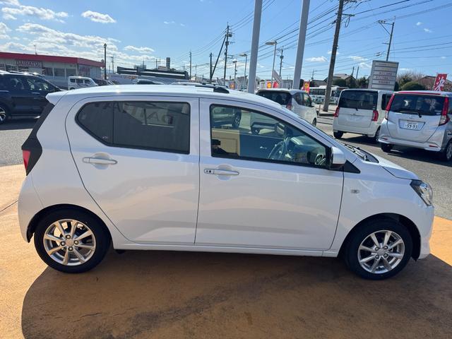 ミライースＧ　ＳＡIII新車保証継承付　弊社デモカーＵＰ車　オーディオレス　バックカメラ付　プッシュボタンスタート　シートヒーター（福岡県）の中古車