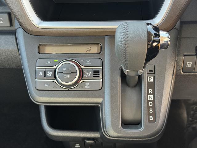 ムーヴＲＳ新車保証継承付　デモカーＵＰ車　オーディオレス　バックカメラ付（福岡県）の中古車