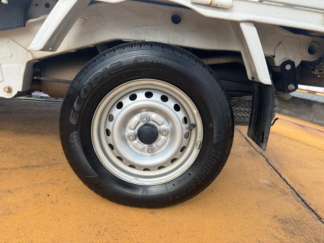 ハイゼットトラックスタンダード４ＷＤ　５ＭＴ　マニュアル車（福岡県）の中古車