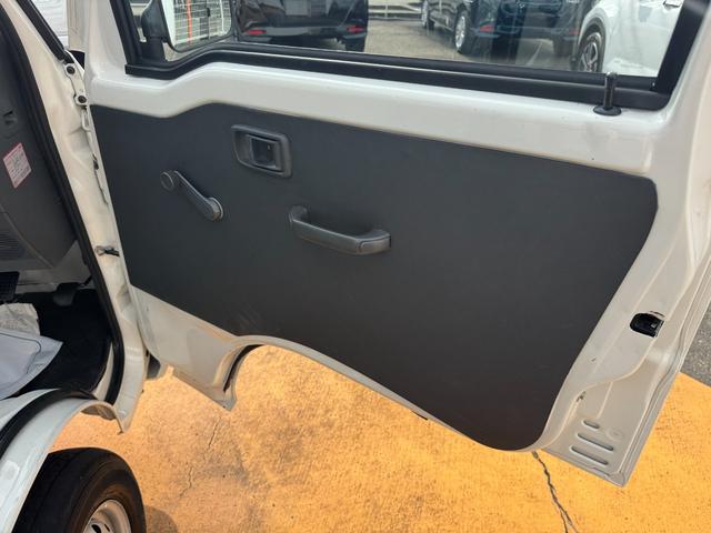 ハイゼットトラック農用スペシャルＶＳ４ＷＤ　５ＭＴ　ＭＯＭＯハンドル（福岡県）の中古車