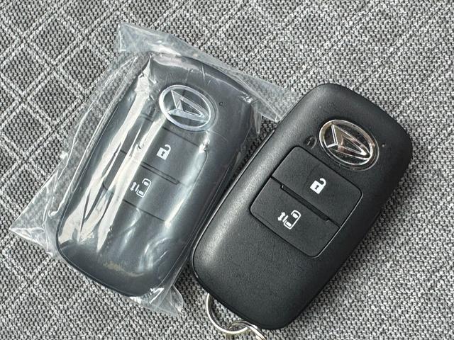タントＸ弊社デモカーＵＰ車　新車保証継承付　オーディオレス　バックカメラ付　片側電動スライドドア　オートライト　ＬＥＤヘッドライト　衝突軽減ブレーキ　横滑り防止装置　アイドリングストップ　クリアランスソナー（福岡県）の中古車