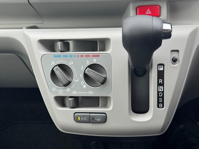 ミライースX SAIII弊社デモカーUP車 新車保証継承付 オーディオレス キーレス オートライト LEDヘッドライト 衝突軽減ブレーキ 横滑り防止装置 アイドリングストップ クリアランスソナー(福岡県)の中古車