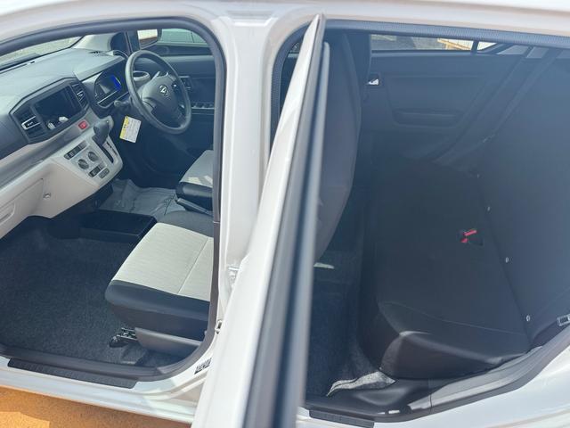ミライースX SAIII弊社デモカーUP車 新車保証継承付 オーディオレス オートライト LEDヘッドライト 衝突軽減ブレーキ オートマチックハイビーム 横滑り防止装置 アイドリングストップ クリアランスソナー(福岡県)の中古車