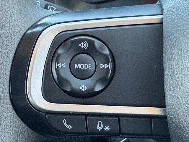 ハイゼットカーゴDXディスプレイオーディオ バックカメラ Bluetooth 前後ドライブレコーダー 両側スライドドア LEDヘッドライト 衝突軽減ブレーキ 横滑り防止装置 アイドリングストップ クリアランスソナー(福岡県)の中古車