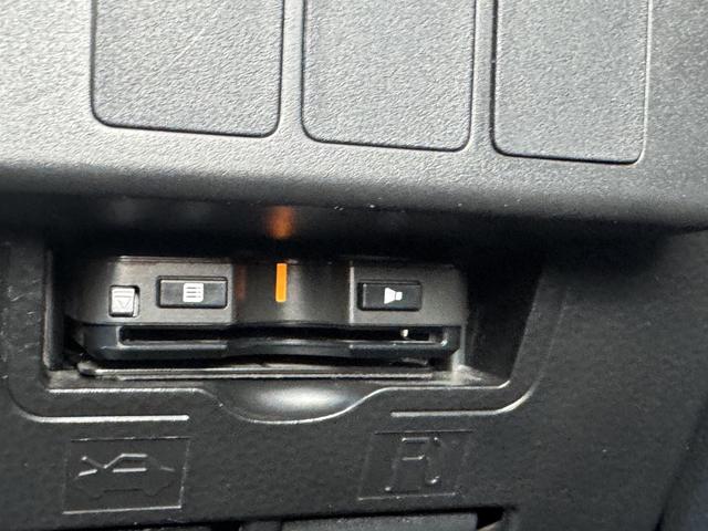 トールカスタムＧ　ＳＡIIナビ地デジＴＶ　バックカメラ　Ｂｌｕｅｔｏｏｔｈ　ＥＴＣ　前ドライブレコーダー　両側電動スライドドア　クルーズコントロール　オートライト　ＬＥＤヘッドライト　衝突軽減ブレーキ　アイドリングストップ（福岡県）の中古車