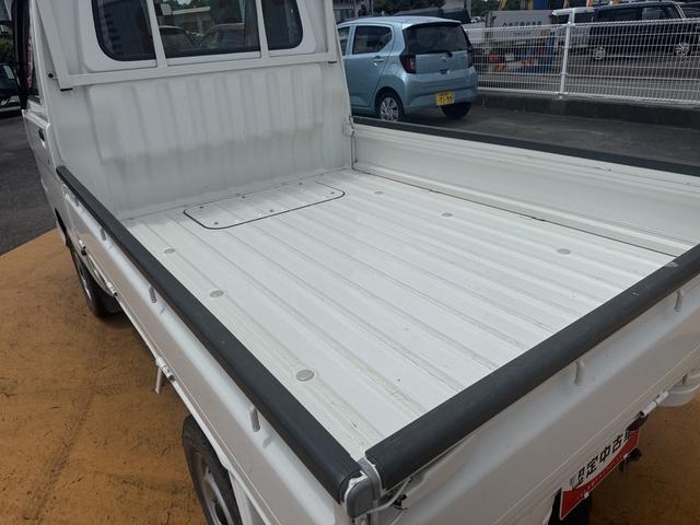 サンバートラックTB5MT車 マニュアル車 1dinラジオ マニュアルエアコン(福岡県)の中古車