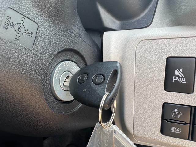 ミライースＸ　ＳＡIII新車保証継承付　弊社デモカーＵＰ車　オーディオレス　ＬＥＤヘッドライト　衝突軽減ブレーキ　オートマチックハイビーム　横滑り防止装置　アイドリングストップ　クリアランスソナー　純正アルミホイール（福岡県）の中古車