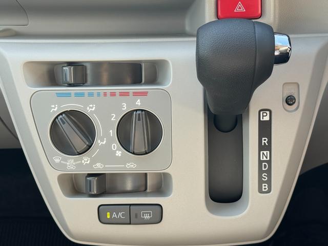 ミライースX SAIII新車保証継承付 弊社デモカーUP車 オーディオレス オートライト LEDヘッドライト 衝突軽減ブレーキ オートマチックハイビーム 横滑り防止装置 アイドリングストップ クリアランスソナー(福岡県)の中古車