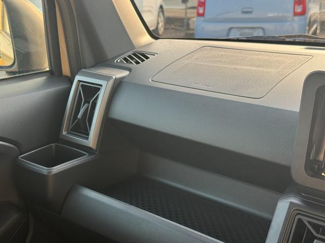 タフトＧ　ダーククロムベンチャー新車保証継承付　弊社デモカーＵＰ車　オーディオレス　バックカメラ　クルーズコントロール　ＬＥＤヘッドライト　衝突軽減ブレーキ　横滑り防止装置　アイドリングストップ　クリアランスソナー（福岡県）の中古車