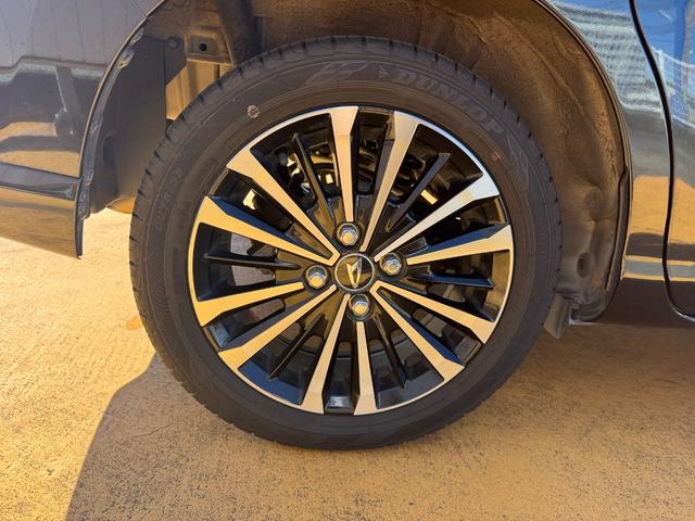 トールカスタムＧ　ターボ弊社デモカーＵＰ車　ＣＤチューナー　バックカメラ付　両側電動スライドドア　クルーズコントロール　ＬＥＤヘッドライト　衝突軽減ブレーキ　横滑り防止装置　アイドリングストップ（福岡県）の中古車