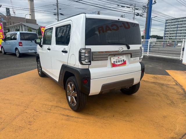 タフトＧ　ダーククロムベンチャー新車保証継承付　弊社デモカーＵＰ車　オーディオレス　バックカメラ付　クルーズコントロール　ＬＥＤヘッドライト　衝突軽減ブレーキ　横滑り防止装置　アイドリングストップ　クリアランスソナー（福岡県）の中古車