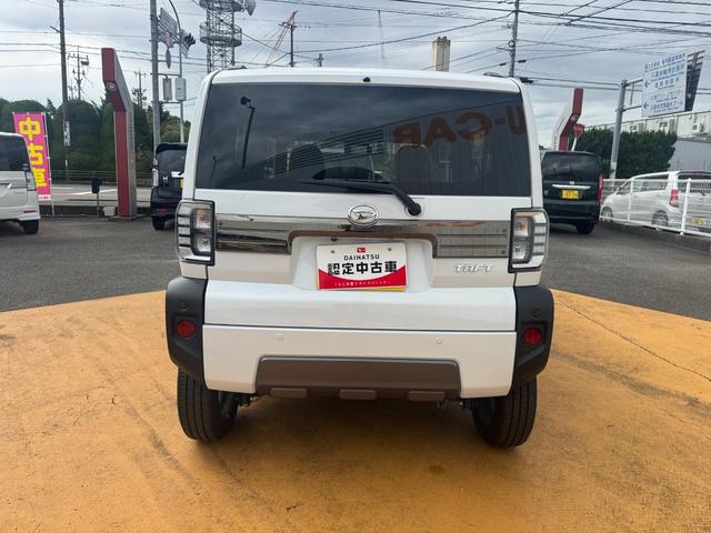 タフトＧ　ダーククロムベンチャー新車保証継承付　弊社デモカーＵＰ車　オーディオレス　バックカメラ付　クルーズコントロール　ＬＥＤヘッドライト　衝突軽減ブレーキ　横滑り防止装置　アイドリングストップ　クリアランスソナー（福岡県）の中古車