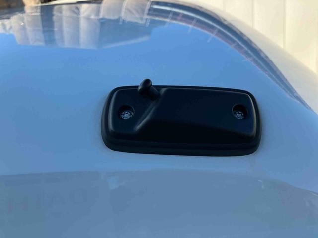 ハイゼットカーゴＤＸ　ワンオーナー走行距離無制限１２ヶ月保証付き　禁煙　セキュリティアラーム　キーレスキー　両側スライドドア　エコアイドル　ハイビームアシスト　ＥＳＣ　オートライト　記録簿　レーンアシスト　両席エアバッグ　ワンオーナー（大分県）の中古車