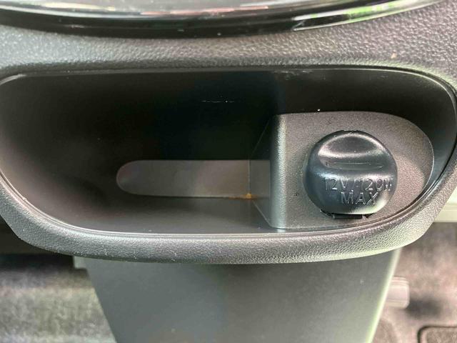 タントカスタムＲＳ　トップエディションＳＡ走行距離無制限１２ヶ月保証付き　タ−ボ　盗難防止　ｉストップ　ナビ付き　ＢＴ接続　横滑り防止機能　メモリナビ　ＵＳＢ入力　エアバッグ　禁煙車　記録簿　ＤＶＤ　アルミホイール　スマートキー　オートライト（大分県）の中古車