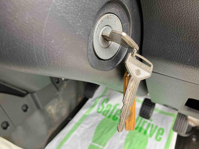 ハイゼットトラックスタンダード走行距離無制限１２ヶ月保証付き　ダブルエアバッグ　パートタイム４ＷＤ　運転席エアバッグ　禁煙車　ＡＣ　パワーステアリング　記録簿（大分県）の中古車