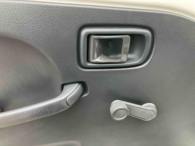 ハイゼットトラックスタンダード走行距離無制限１２ヶ月保証付き　ダブルエアバッグ　パートタイム４ＷＤ　運転席エアバッグ　禁煙車　ＡＣ　パワーステアリング　記録簿（大分県）の中古車