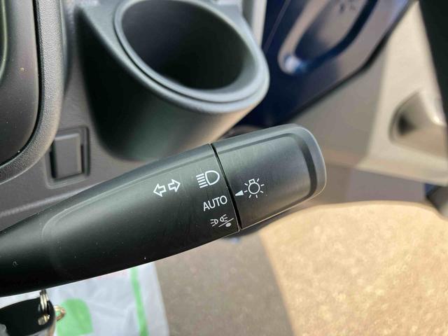 スーパーキャリイＸ走行距離無制限１２ヶ月保証付き　ＡＵＸ接続　ＤＶＤ再生機能　カーナビ　ＥＴＣ車載器　ドラレコ　パートタイム４ＷＤ　メンテナンスノート　ＡＵＴＯライト　ダブルエアバッグ　禁煙　運転席エアバック　ＡＢＳ（大分県）の中古車