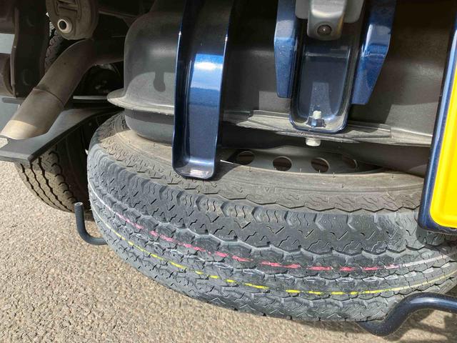 スーパーキャリイＸ走行距離無制限１２ヶ月保証付き　ＡＵＸ接続　ＤＶＤ再生機能　カーナビ　ＥＴＣ車載器　ドラレコ　パートタイム４ＷＤ　メンテナンスノート　ＡＵＴＯライト　ダブルエアバッグ　禁煙　運転席エアバック　ＡＢＳ（大分県）の中古車