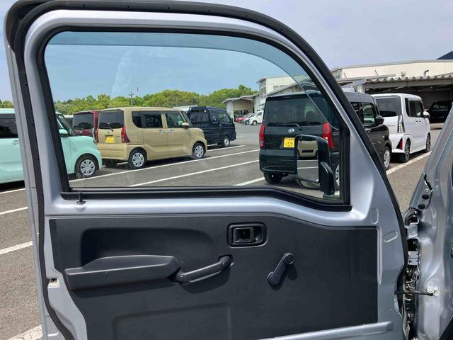 ハイゼットトラックハイルーフＳＡIIIｔ走行距離無制限１２ヶ月保証付き　オートマチック　エアコン　４ＷＤ　ラジオチューナー搭載（大分県）の中古車