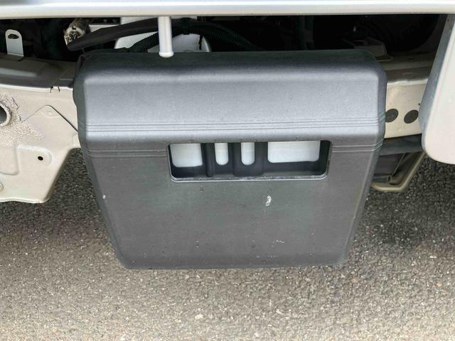 ハイゼットトラックハイルーフＳＡIIIｔ走行距離無制限１２ヶ月保証付き　オートマチック　エアコン　４ＷＤ　ラジオチューナー搭載（大分県）の中古車