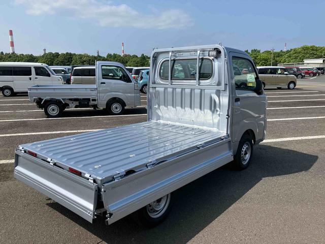 ハイゼットトラックスタンダード　農用スペシャル走行距離無制限１２ヶ月保証付き　レーンキープアシスト　整備記録簿　ＰＳ　運転席エアバック　エアコン付　センターデフロック　禁煙　オートハイビーム　衝突被害軽減システム　４ＷＤ　１オーナー　ＡＢＳ（大分県）の中古車