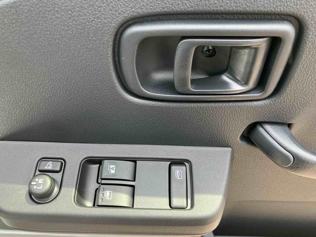 ハイゼットトラックジャンボエクストラ　ワンオーナー走行距離無制限１２ヶ月保証付き　踏み間違い防止　スマートキープッシュスタート　オートＬＥＤ　横滑り防止システム　切替４ＷＤ　オートライト　Ｗエアバック　　レーンアシスト　ＡＢＳ　記録簿（大分県）の中古車