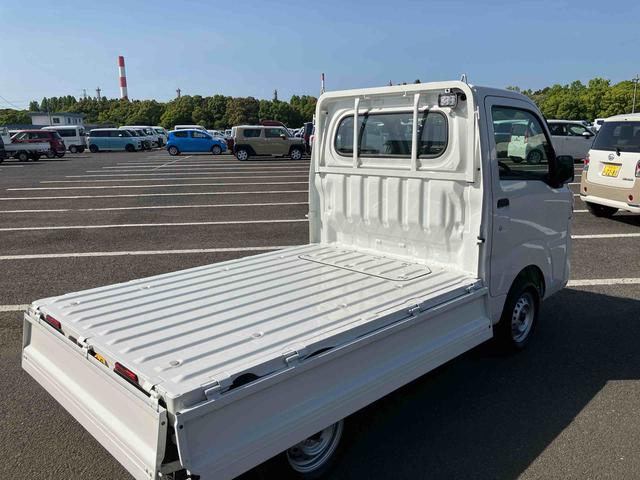 ハイゼットトラックスタンダード　農用スペシャル　ワンオーナー走行距離無制限１２ヶ月保証付き　レーンキープアシスト　整備記録簿　ＰＳ　運転席エアバック　エアコン付　禁煙　オートハイビーム　衝突被害軽減システム　４ＷＤ　オートライト　１オーナー　ＡＢＳ　ＥＳＣ（大分県）の中古車