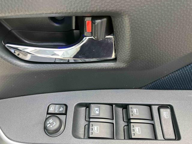 トールカスタムＧ走行距離無制限１２ヶ月保証付き　Ｂｌｕｅｔｏｏｔｈ対応　盗難防止システム　誤発進抑制機能　エコアイドル　ＬＥＤランプ　バックモニター　フリーキー　アルミ　カーナビ　エアバック　両側自動ドア　禁煙車（大分県）の中古車