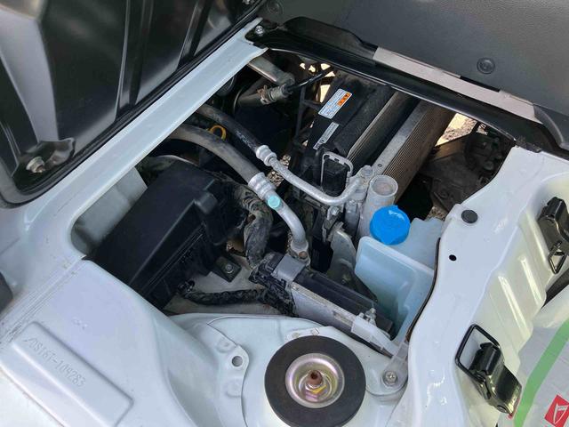 ミニキャブトラックみのり走行距離無制限１２ヶ月保証付き　運転席エアバック　パワーステアリング　エアコン　切替式４ＷＤ　ＡＢＳ　デュアルエアバッグ　禁煙車（大分県）の中古車