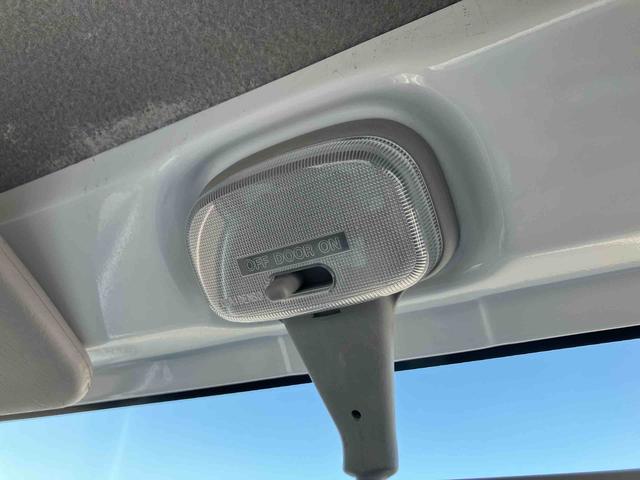 ミニキャブトラックみのり走行距離無制限１２ヶ月保証付き　運転席エアバック　パワーステアリング　エアコン　切替式４ＷＤ　ＡＢＳ　デュアルエアバッグ　禁煙車（大分県）の中古車