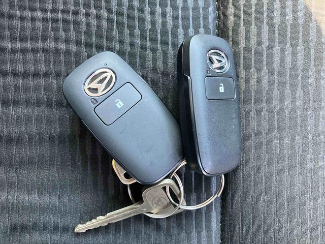 ハイゼットトラックジャンボエクストラ　ワンオーナー走行距離無制限１２ヶ月保証付き　踏み間違い防止　スマートキープッシュスタート　オートＬＥＤ　横滑り防止システム　切替４ＷＤ　オートライト　Ｗエアバック　ｉ−ｓｔｏｐ　レーンアシスト　ＡＢＳ　記録簿（大分県）の中古車