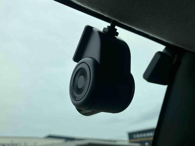 トールカスタムＧ走行距離無制限１２ヶ月保証付き　Ｂｌｕｅｔｏｏｔｈ対応　盗難防止システム　誤発進抑制機能　エコアイドル　ＬＥＤランプ　バックモニター　フリーキー　アルミ　カーナビ　禁煙車　オートハイビーム　Ａライト（大分県）の中古車