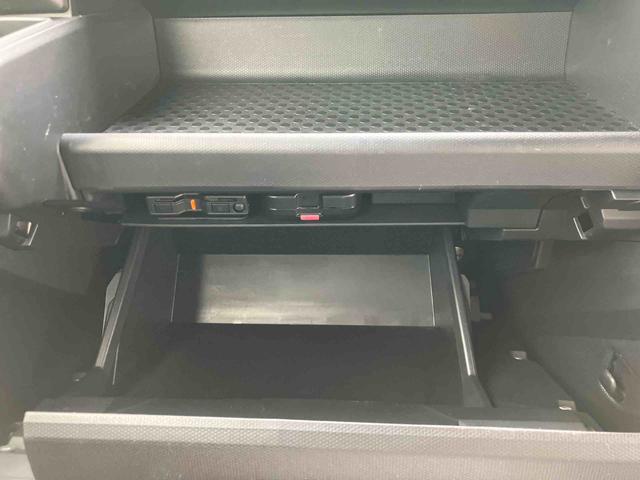 タフトＧ　クロムベンチャー走行距離無制限１２ヶ月保証付き　ＢＬＵＥＴＯＯＴＨ　衝突回避支援システム　アイドリングストップ機能　ＵＳＢ　車線逸脱警報　バックモニター　禁煙　前席シートヒーター　ナビ　ＬＥＤヘッドライト　ＥＴＣ（大分県）の中古車