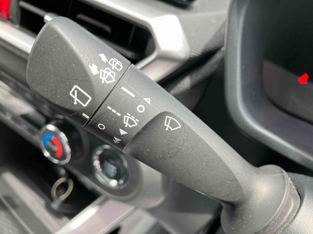 ロッキープレミアムＧ走行距離無制限１２ヶ月保証付き　セキュリティーアラーム　ＡＨＢ　Ｂｌｕｅｔｏｏｔｈオーディオ　ＬＥＤライト　レーンアシスト　キーレスエントリー　記録簿　アルミホイール　アイスト　リアカメラ　禁煙車（大分県）の中古車