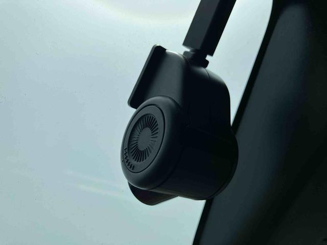 ロッキープレミアムＧ走行距離無制限１２ヶ月保証付き　セキュリティーアラーム　ＡＨＢ　Ｂｌｕｅｔｏｏｔｈオーディオ　ＬＥＤライト　レーンアシスト　キーレスエントリー　記録簿　アルミホイール　アイスト　リアカメラ　禁煙車（大分県）の中古車