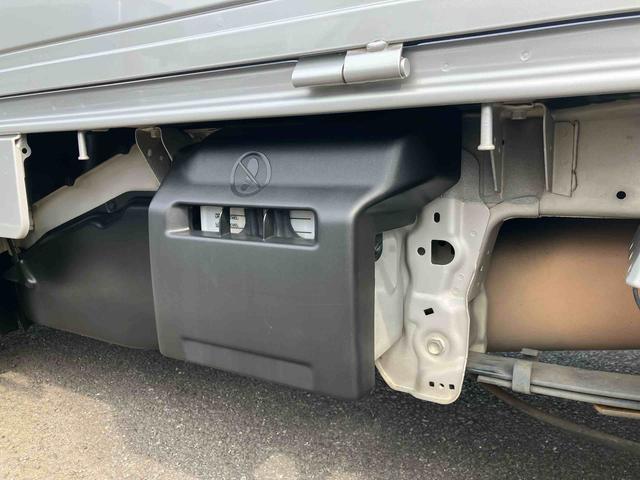 ミニキャブトラックＧ走行距離無制限１２ヶ月保証付き　パートタイム４ＷＤ　ＡＢＳ　運転席助手席エアバック（大分県）の中古車