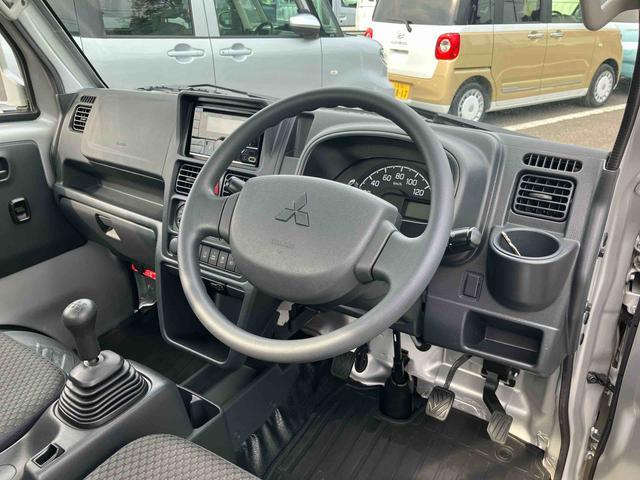 ミニキャブトラックＧ走行距離無制限１２ヶ月保証付き　パートタイム４ＷＤ　ＡＢＳ　運転席助手席エアバック（大分県）の中古車