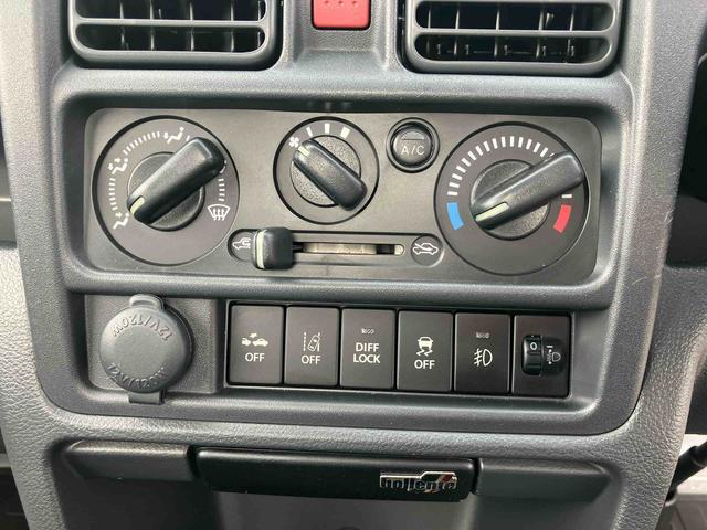 ミニキャブトラックＧ走行距離無制限１２ヶ月保証付き　パートタイム４ＷＤ　ＡＢＳ　運転席助手席エアバック（大分県）の中古車