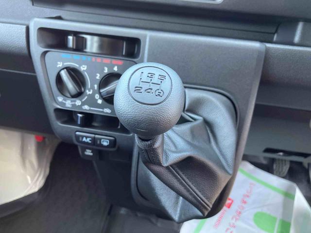 ハイゼットカーゴスペシャル走行距離無制限１２ヶ月保証付き　衝突回避支援ブレーキ機能　禁煙　オートハイビーム　レーンアシスト　エコアイドル　パートタイム４ＷＤ　助手席エアバッグ　ＡＢＳ　オートライト　両側スライドドア　エアバッグ（大分県）の中古車