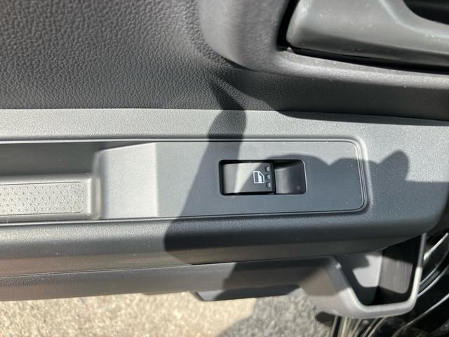 ハイゼットカーゴＤＸ　ワンオーナー走行距離無制限１２ヶ月保証付き　ＵＳＢ　ワンオーナ　ブレーキサポート　アイドリングＳＴＯＰ　車線逸脱警報　禁煙車　盗難防止装置　オートマチックハイビーム　４ＷＤ　運転席エアバッグ　ＡＢＳ　記録簿　ＢＴ（大分県）の中古車