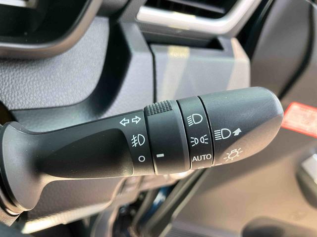 トールカスタムＧ　リミテッドII　ＳＡIII走行距離無制限１２ヶ月保証付き　アイスト　ＢＴ　両側オートスライドドア　記録簿　エアバッグ　アルミホイール　オートマチックハイビーム　シートヒーター　ＵＳＢ　スマートキー　ＥＴＣ　車線逸脱警報　ＡＢＳ（大分県）の中古車