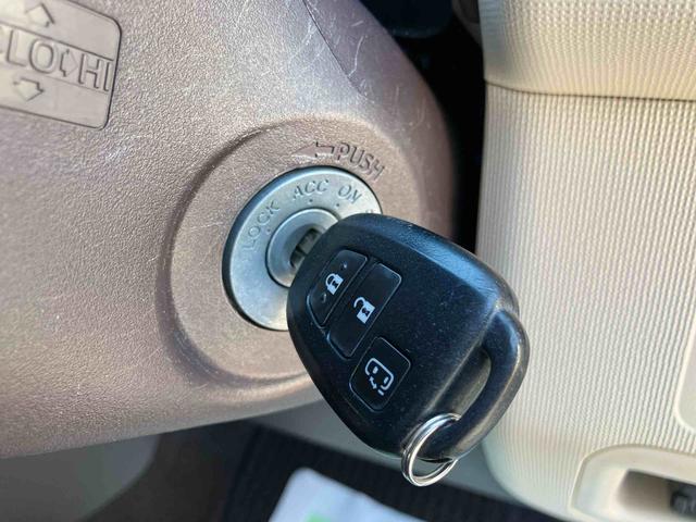 ポルテＸアウトレット車　外装現状渡し　３か月以内または３，０００ｋｍまで保証付き　ＥＴＣ車載器　イモビライザー　アイドリングストップ　ＥＳＣ　キーレスキー　Ｗエアバッグ　ＡＢＳ　エアバック　記録簿付き（大分県）の中古車